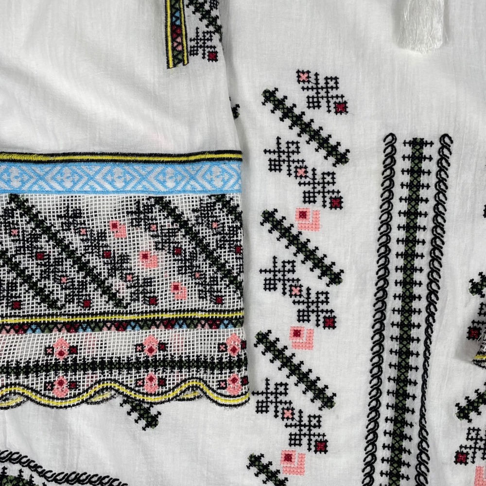 Paparazzi Womens White Cotton Embroidered Peasant Blouse Boho Tassel Top Small - Picture 2 of 7